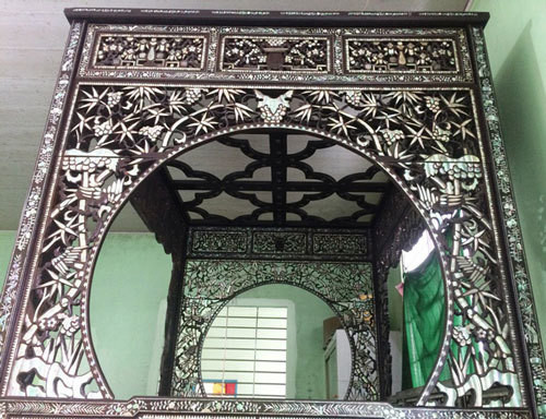 Có người đến xem và trả giá 3 tỷ đồng nhưng anh Tuấn không bán vì theo anh đó là đam mê, những món đồ này vô giá. Ảnh: Vietnamnet