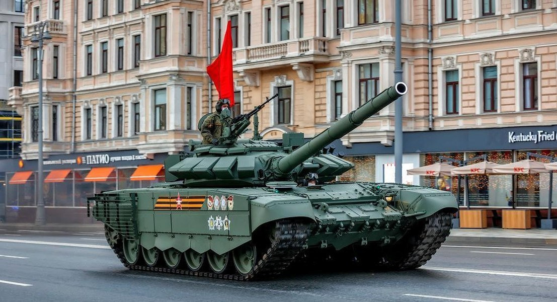 Thiết bị nổi bật nhất của Sosna-U là cảm biến ảnh nhiệt Catherine-FC cho phép kíp xe T-72B3M phát hiện, nhận diện mục tiêu xe tăng từ khoảng cách 10.500 m vào ban ngày và 2.200 m ban đêm trong mọi điều kiện thời tiết.