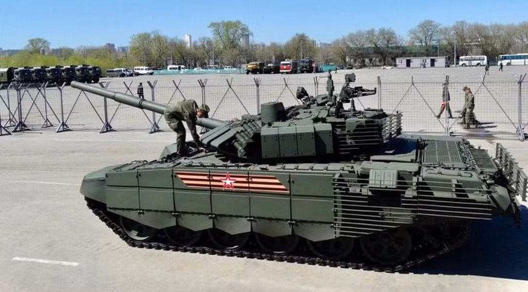 Belarus đã biên chế những xe tăng này cho lực lượng vũ trang của họ vào tháng 6/2017.