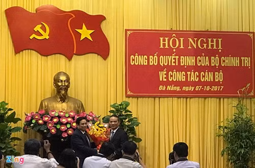 Diem nong 24h: Tan Bi thu Da Nang noi gi sau khi nhan quyet dinh?-Hinh-3