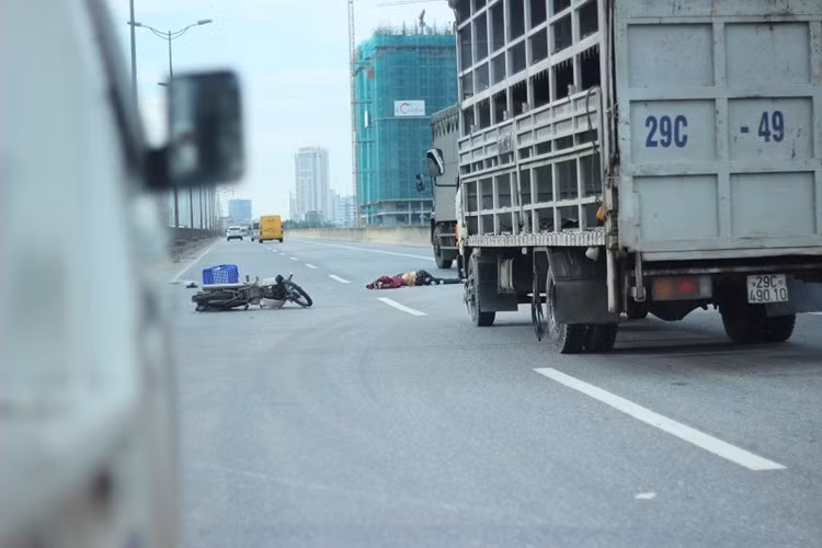 Diem nong 24h: Tan Bi thu Da Nang noi gi sau khi nhan quyet dinh?-Hinh-8