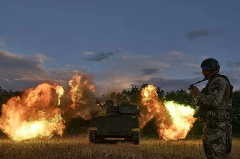 Thông qua các hoạt động phối hợp giữa máy bay không người lái và lực lượng mặt đất, Quân đội Nga đã đột phá thành công tuyến phòng thủ của Quân đội Ukraine và đặt nền móng vững chắc cho các cuộc tấn công tiếp theo. Việc sử dụng thành công chiến thuật này chắc chắn đã góp phần vào chiến thắng của Quân đội Nga trên chiến trường. Ảnh: Getty Images.