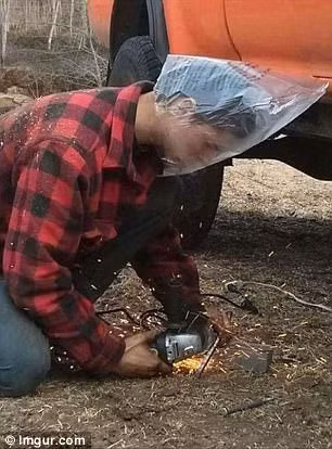 Bảo vệ mặt khỏi tia lửa điện.