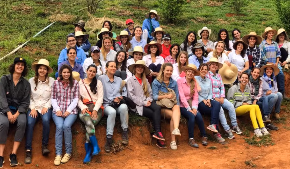 Điều này xuất phát từ việc ngôi làng Noiva do Cordeiro "sản sinh" ra nhiều mỹ nhân xinh đẹp, quyến rũ.