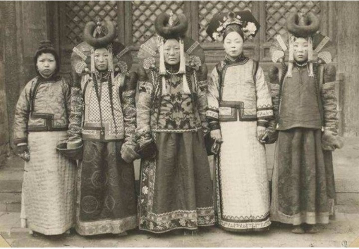 Dung mạo các phi tần người Mông Cổ trong hậu cung của hoàng đế nhà Thanh.