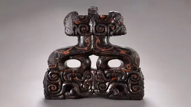 Các chuyên gia sử dụng các kỹ thuật hiện đại trong quá trình khai quật mộ cổ bao gồm: quét kỹ thuật số, khảo sát, lập bản đồ 3D lăng mộ... nhằm giải mã bí ẩn về nơi này.