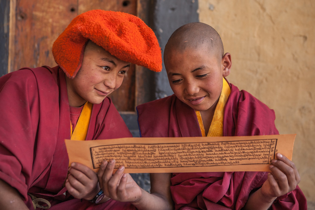 Tên của tự viện bắt nguồn từ hai chữ phuk (có nghĩa hang động) và thal (có nghĩa nhàn rỗi). Do vậy, tên gọi Phuktal có nghĩa là nơi trú ẩn để tìm kiếm sự bình yên. Ngày nay, tự viện này là nơi sống và tu tập của khoảng 70 tu sĩ.