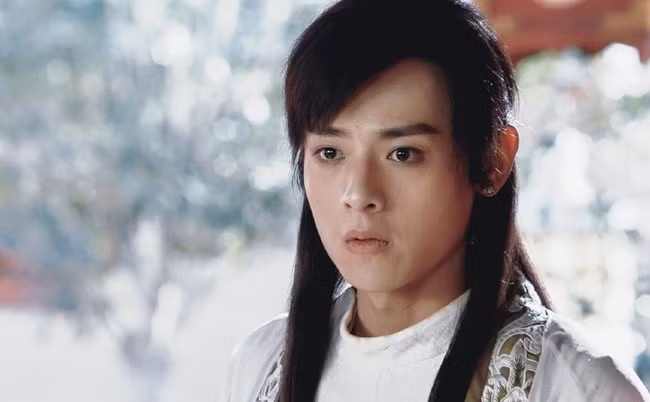 Thêm nữa, Đoàn Dự có nội công cao, hơn 200 năm là nhờ hấp thu nội lực của người khác qua tuyệt kỹ Bắc Minh thần công chứ không phải tự tu luyện mà có như những cao thủ khác. Do đó, Đoàn Dự không thể trở thành đệ nhất cao thủ trong "Thiên long bát bộ".