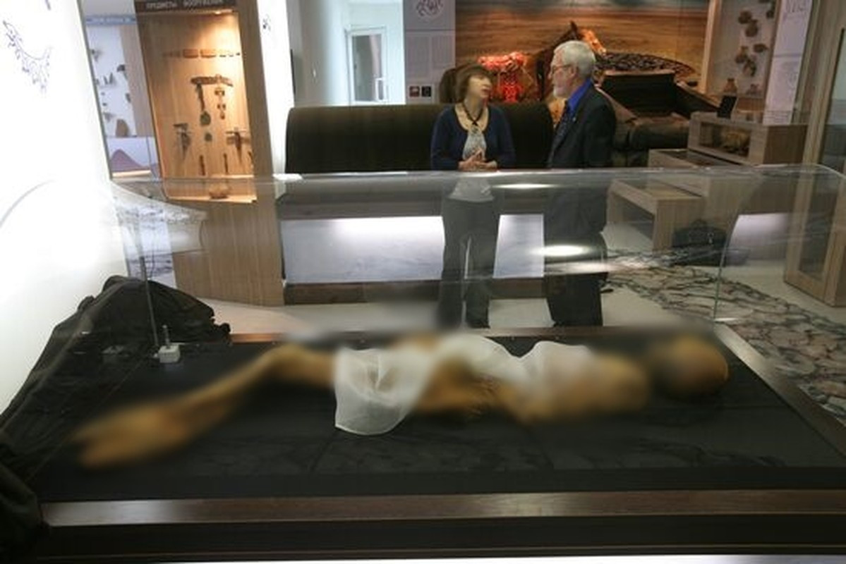 Theo các chuyên gia, những hình xăm này vốn rất phổ biến với người Pazyryk. Từ những hiện vật được tìm thấy, họ suy đoán "thiếu nữ băng giá" có thể là người phụ nữ có địa vị cao trong xã hội Pazyryk.