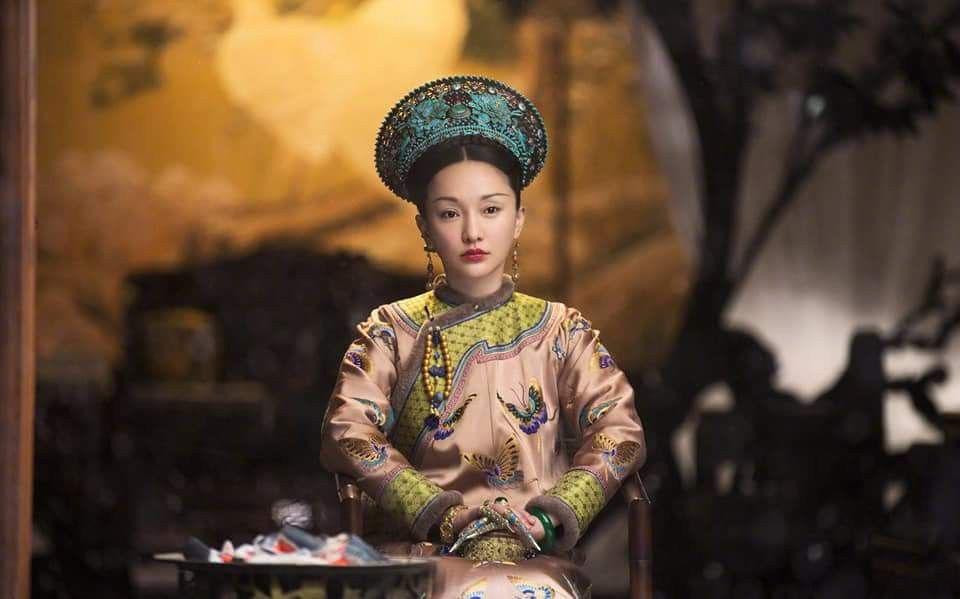 Theo các nhà nghiên cứu, "hộ giáp" của các phi tần nhà Thanh chủ yếu được dùng để bảo vệ móng tay, tránh bị thương khi va phải những vật cứng, sắc nhọn.