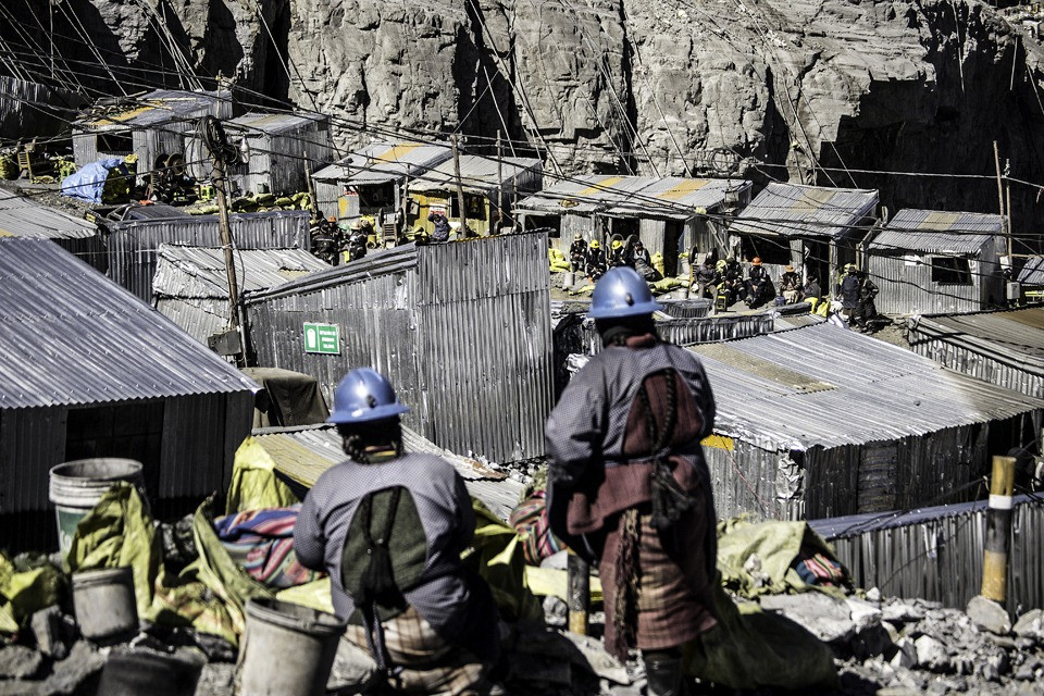 Điều này là do có ít oxy hơn trong không khí nên phổi và tim cần hoạt động vất vả hơn để nuôi dưỡng các mô.