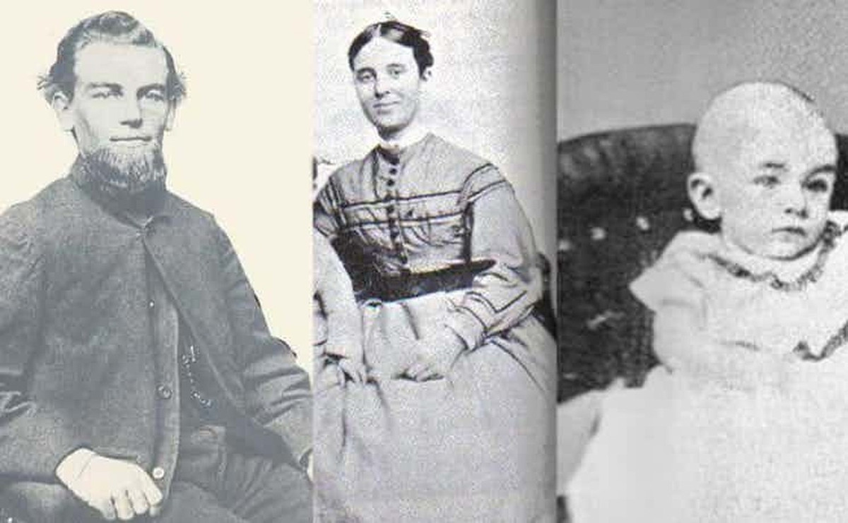 Ngày 4/12/1872, con tàu Mary Celeste được tàu hộ tống Dei Gratia của Canada phát hiện đang trôi dạt giữa quần đảo Azores và bờ biển Bồ Đào Nha. Các thủy thủ trên tàu Dei Gratia đã phát tín hiệu đến con tàu này nhưng không nhận được phản hồi. Vì vậy, họ quyết định cử vài người lên tàu Mary Celeste để kiểm tra.