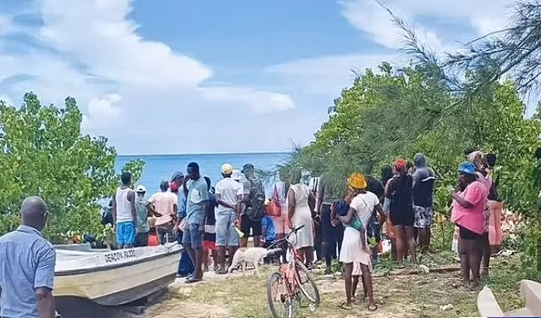 Dang boi, thieu nien 16 tuoi tu vong vi ca map tan cong