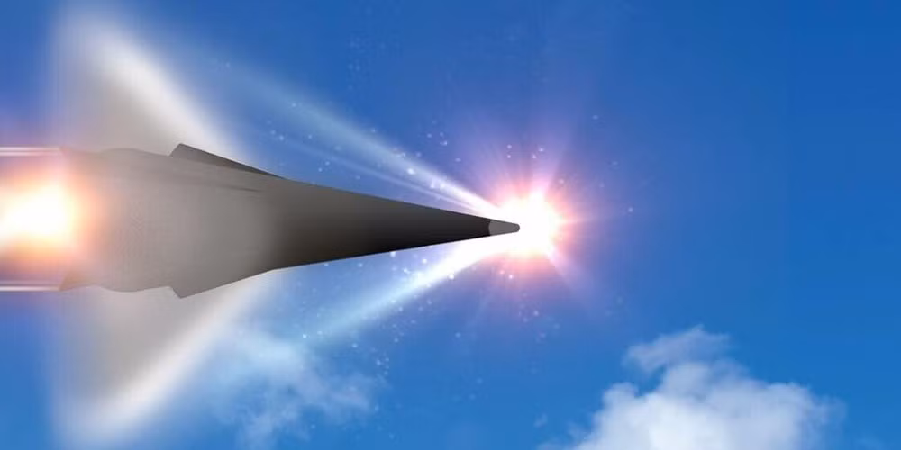 Chúng ta còn có các tên lửa siêu thanh, những vũ khí được đánh giá là đặc biệt “nguy hiểm" với các tàu sân bay, thứ vũ khí mà các cường quốc quân sự như Nga, Mỹ và Trung Quốc đều hướng tới phát triển gần đây. Nguồn ảnh: almasdarnews.com.