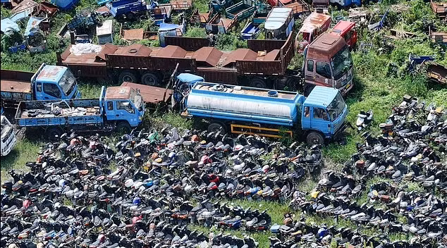 Loat hinh gay choang ve “nghia dia” o to khong lo o Trung Quoc-Hinh-3