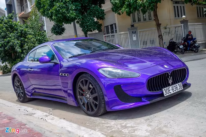 Mẫu xe sang Maserati GranTurismo thuộc dòng xe thể thao hai cửa, bốn chỗ ngồi của Italy. Dòng xe này chia sẻ nhiều chi tiết với người anh em Ferrari 599, từ động cơ cho tới kết cấu khung sườn.