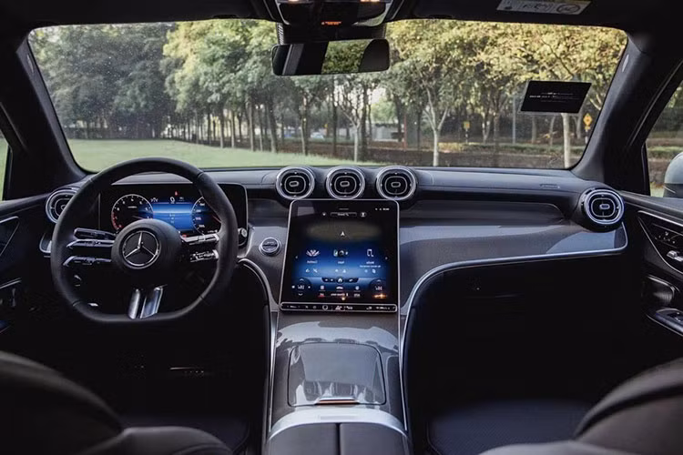 Mercedes-Benz GLC 2023 tai Viet Nam du doan gia tu 2,3 ty dong?-Hinh-2