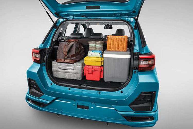 Toyota Raize hoàn toàn mới được phát triển dựa trên cơ sở gầm bệ DNGA của tập đoàn Toyota. Nhắm đến các thị trường đang nổi, DNGA vốn là phiên bản giá rẻ của cơ sở gầm bệ dạng mô-đun TNGA tiên tiến hơn hiện đang được dùng cho các mẫu xe Toyota đời mới hiện nay.