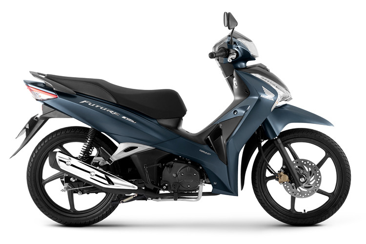 Ở mỗi phiên bản, Honda Future 125 FI 2024 tại Việt Nam đều tạo ra hình ảnh tổng thể đầy khác biệt bằng sự thống nhất, đồng bộ trong phối màu đến từng chi tiết từ yếm xe, tay dắt sau, mặt ốp trong xe và giảm xóc nhằm tạo nên hình ảnh mới mẻ thu hút hơn cho Future 125 FI.