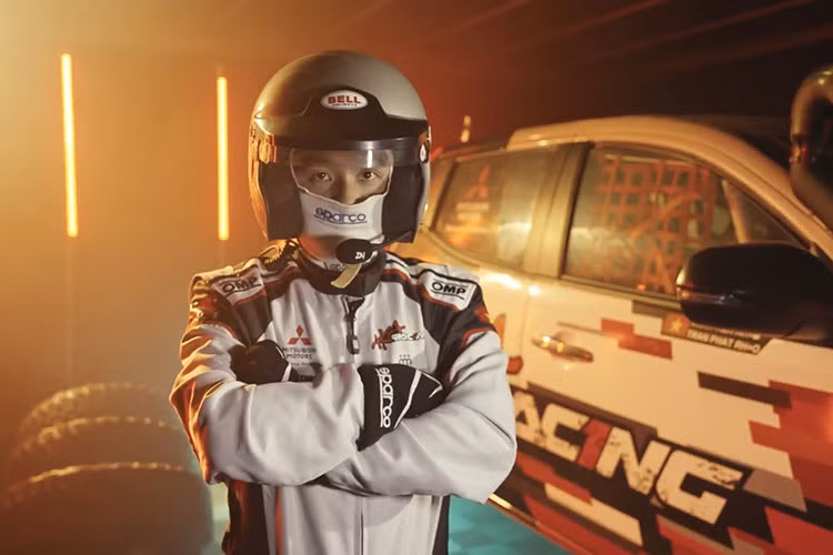 Thể thức đua xe rally đường trường tốc độ cao luôn đầy rẫy nhiều nguy hiểm và khó khăn, để đáp ứng tính chất khắc nghiệt như vậy đòi hỏi mẫu xe tham dự phải bền bỉ và mạnh mẽ, bất cứ chi tiết phụ tùng nào trên xe cũng phải đáp ứng khả năng làm việc với cường độ cao, và trong thời gian dài liên tục trong cùng một ngày để hoàn thành những chặng đua lên tới 500km.