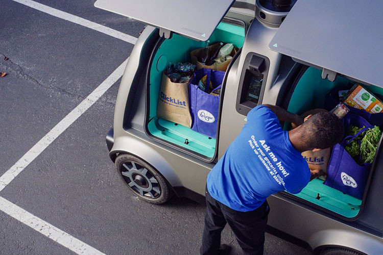 Xe sử dụng động cơ điện. Nuro cho biết thế hệ thứ 3 này dùng hoàn toàn nguồn năng lượng điện để giảm sự xuất hiện của carbon. Vật liệu chế tạo pin xe cũng thân thiện với môi trường. Động cơ này cho phép xe đạt tốc độ lên đến 72 km/h.