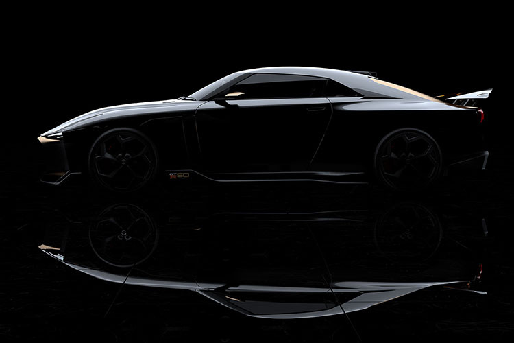 Với sức mạnh này, đồng nghĩa với việc Nissan GT-R50 2018 bản kỷ niệm mới này sẽ tăng thêm 120 mã lực và 128 Nm so với mẫu xe gốc hiện nay.