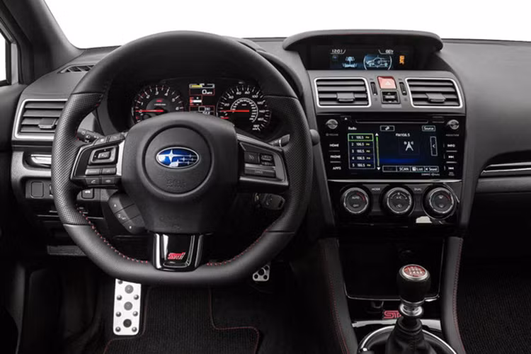 Hướng tới cảm giác lái thể thao nên những chiếc sedan thể thao WRX STI thường có nội thất đơn giản, ít tiện nghi và trông khá "rẻ tiền". Trên phiên bản 2018, nhược điểm này đã được khắc phục phần nào với hệ thống thông tin giải trí màn hình cảm ứng 7 inch, kèm các chức năng như camera lùi, Bluetooth, USB, hỗ trợ dịch vụ trợ lý ảo Siri trên iPhone.