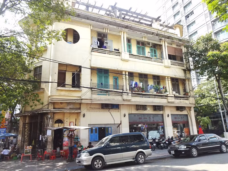 Nha "vang" 4 mat tien von dep nhat Sai Gon dang xuong cap-Hinh-4