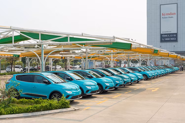 Xe taxi dien Vinfast se chinh thuc hoat dong tai Ha Noi tu 14/04/2023-Hinh-4