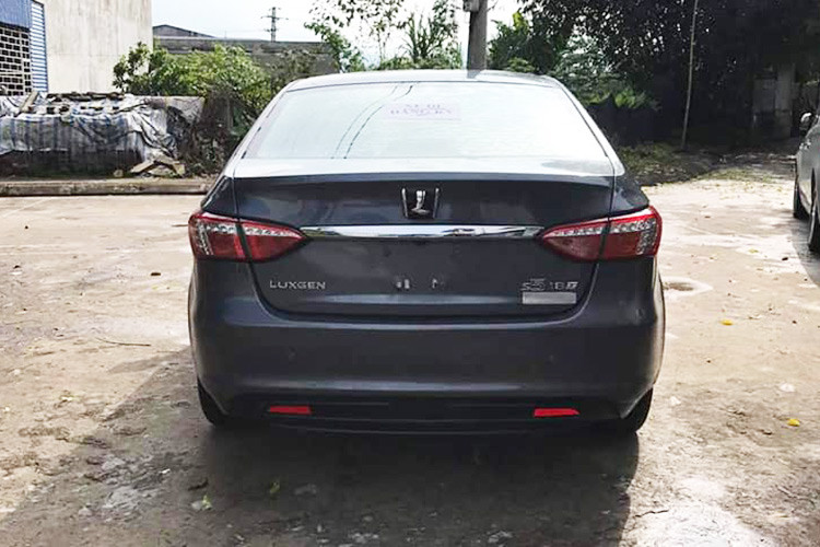 Luxgen S5 tại Việt Nam được trang bị động cơ 2.0 Turbo với hộp số tự động 6 cấp, công suất 170 mã lực và momen xoắn tối đa đạt 256 Nm. Ở thời điểm 2013 thì đây là một trong những chiếc sedan mạnh nhất phân khúc, xe có thể tăng tốc từ 0-100 km/h trong khoảng 8,7 giây.