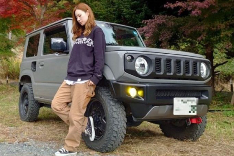 Suzuki Jimny duoc khach hang nu yeu thich o nhung diem nao?