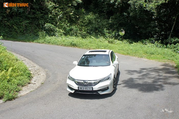 Theo thông tin từ phía Honda Việt Nam, hãng xe này sẽ chính thức nhận đơn đặt hàng các mẫu xe này thông qua các Đại lý Ôtô Honda trên toàn quốc từ ngày 05/03/2018, thời gian giao xe dự kiến trong Quý 2/2018.