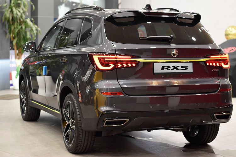 Xe MG RX5 tai Viet Nam e am, giam toi 120 trieu dong keo khach-Hinh-3
