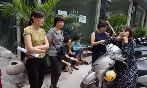 Hang tram nghin nguoi khong thi nhung lo lang, hoi hop hon ca si tu-Hinh-2