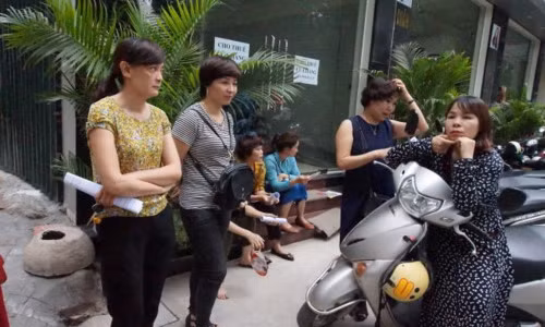 Hang tram nghin nguoi khong thi nhung lo lang, hoi hop hon ca si tu-Hinh-2