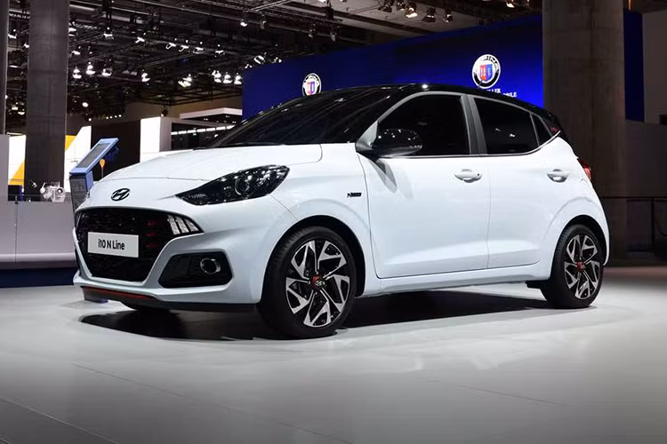 Mẫu xe Hyundai i10 thế hệ mới trình làng, phiên bản N Line thể thao hơn của mẫu xe hatchback hạng A này cũng nhanh chóng ra mắt tại triển lãm Ô tô Frankfurt 2019. Thật đáng tiếc khi đây không phải là phiên bản hiệu suất cao thực thụ của Hyundai i10 2020 mới.