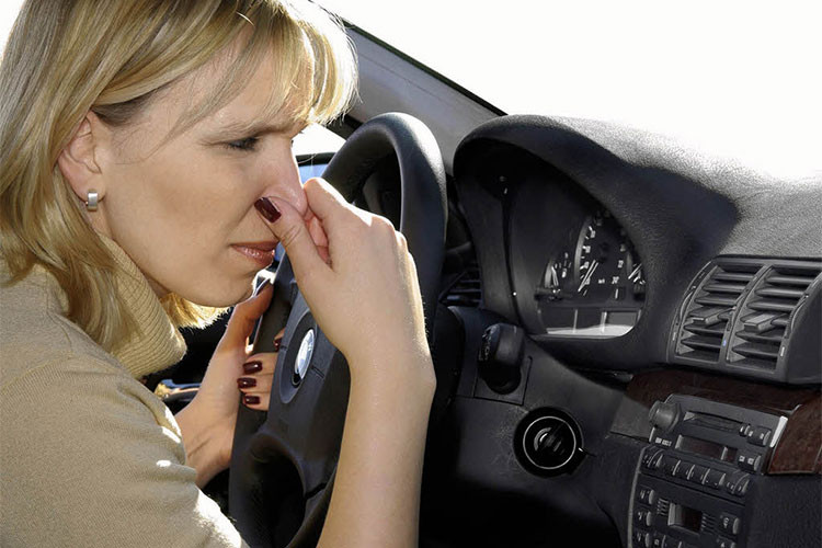 Việc sử dụng điều hòa trên ôtô không đơn giản chỉ là bật tắt máy lạnh, nó còn là cả một kỹ năng sử dụng. Việc sử dụng hợp lý và bảo dưỡng định kỳ hệ thống điều hòa sẽ giúp xe của bạn hoạt động hiệu quả và tiết kiệm nhiên liệu hơn, bên cạnh đó nó cũng giảm thiểu chi phí và an toàn...