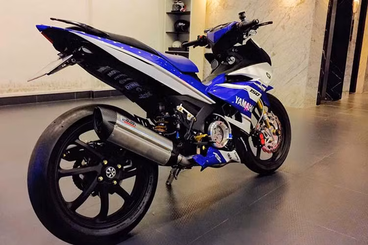 Chiếc Yamaha Exciter 150 của Cường "Đô-la" là sản phẩm của một thợ độ tại TP HCM và mới được hoàn thiện cách đây không lâu.