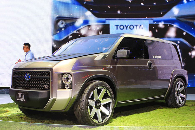 Được biết, chiếc xe hơi mới Toyota TJ Cruiser được phát triển dựa trên nền tảng TNGA hiện đang ứng dụng cho mẫu Camry, Corolla Altis tại thị trường Việt Nam. Nền tảng mới này được Toyota phát triển nhằm mục đích cắt giảm trọng lượng khung gầm nhưng vẫn đảm bảo sự cứng rắn và khả năng vận hành ổn định.