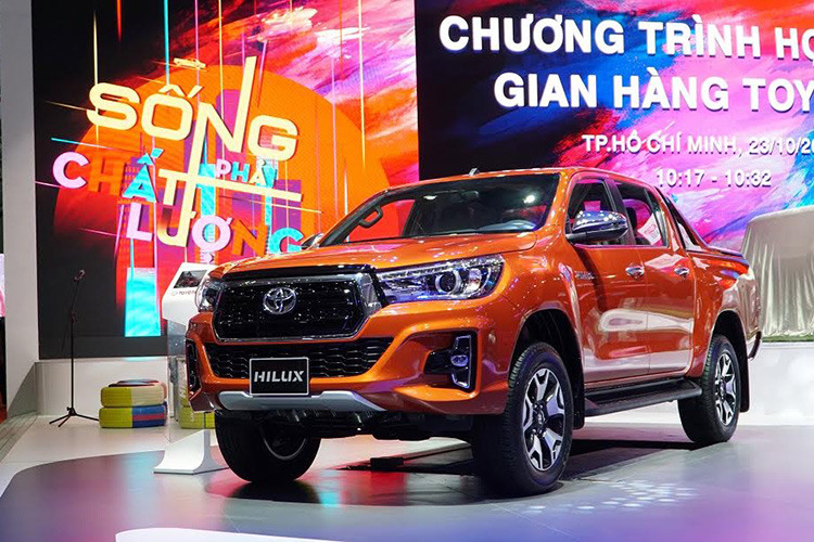 Với việc không có xe ôtô mới cũng như việc thiếu sang tạo cũng khiến cho gian hàng của Toyota tại VMS 2019 năm nay trở nên nhàm chán và không nhận được sự quan tâm của khách hàng so với các thương hiệu khác.