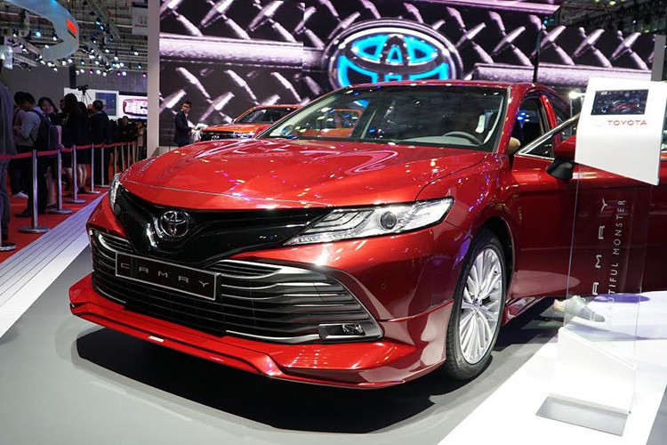 Trong khi đó, mẫu xe được mong chờ nhất của Toyota là Corolla Altis thế hệ thứ 12 không xuất hiện tại Triển lãm ôtô Việt Nam 2019 dù nhiều tin đồn mẫu xe này sẽ ra mắt tại đây và sẽ bán ra vào khoảng đầu 2020.