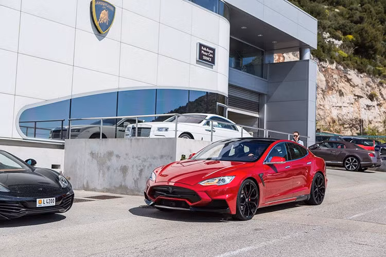 Larte Design cho biết họ đã cho xe hoạt động ở nhiệt độ pin cực cao, đã thử nghiệm nhiều lần trước khi dám khẳng định như vậy.