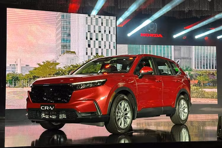 Can canh Honda CR-V 2024 tai Viet Nam, dat hon Mazda CX-5 toi 360 trieu