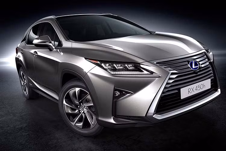 Chế độ bảo hành của bộ đôi xe sang Lexus mới này trong vòng 3 năm và không giới hạn số km và những Dịch vụ chuyên nghiệp chính hãng vô cùng tiện ích của Lexus, bao gồm: Dịch vụ Tài chính Lexus, Dịch vụ Bảo hiểm Lexus, Phụ Tùng và Dầu Động cơ Lexus chính hiệu…