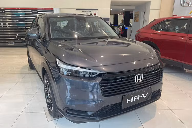 Honda HR-V 2025 vua ra mat da giam 30 trieu 