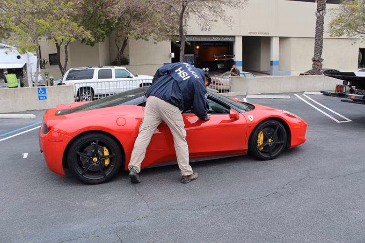 Sau khi điều tra ra vụ việc này, lực lượng chức năng của bang California đã tịch thu chiếc siêu xe Ferrari 458 Italia đời 2011, Lamborghini Aventador S đời 2018 và Bentley Continental GT đời 2020 mà Qadiri đã mua bằng tiền đi vay. Trong đó, 2 chiếc Ferrari 458 Italia và Lamborghini Aventador S được đăng ký bởi All American Capital Holdings - 1 trong 4 công ty mà Qadiri liệt kê trong đơn vay tiền.