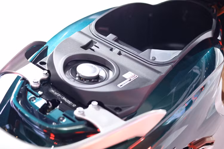 Honda Stylo phiên bản 160 được trang bị động cơ eSP+ một xi-lanh, dung tích 160 phân khối, làm mát bằng dung dịch, phun xăng điện tử, công suất 15 mã lực tại 8.500 vòng/phút, mô-men xoắn cực đại 13,8 Nm tại 7.000 vòng/phút.