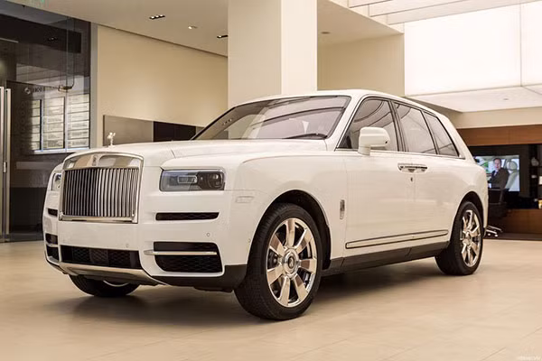 Hang xe Rolls-Royce cong bo nha phan phoi moi tai Viet Nam