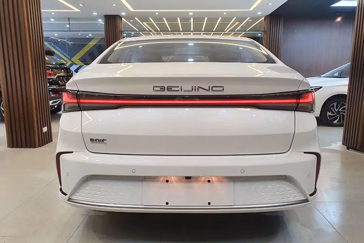 D50 All New nâng cấp từ kích thước, thiết kế cũng như tính năng danh cho nhiều thị trường. mới đây nhất , mẫu xe D50 với phiên bản thuần điện được ra mắt với tên gọi BEIJING EU5, đồng thời phiên bản xăng cũng được thay đổi tên gọi BEIJING U5 2022 mới.