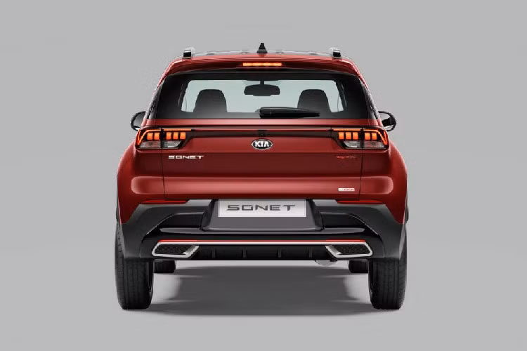 Kia Sonet đang là cái tên được khá nhiều người dùng Việt quan tâm, đặc biệt khi Kia Seltos đang có hiện tượng khan hàng tại đại lý. Nguyên nhân là do thiết kế của Sonet có một số điểm khá giống với Seltos, kích thước nhỏ hơn nhưng song song với đó là một mức giá hấp dẫn hơn.